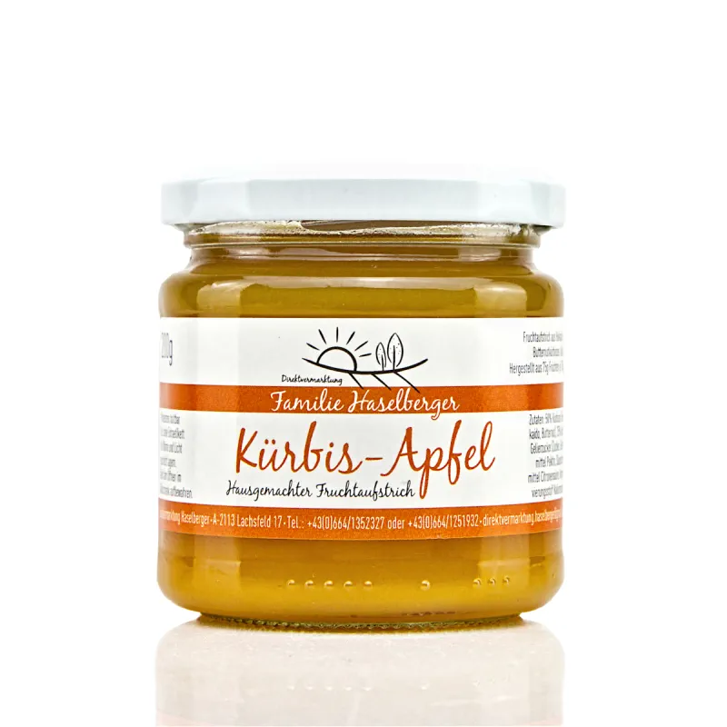 Ein Glas Kürbis-Apfel Fruchtaufstrich