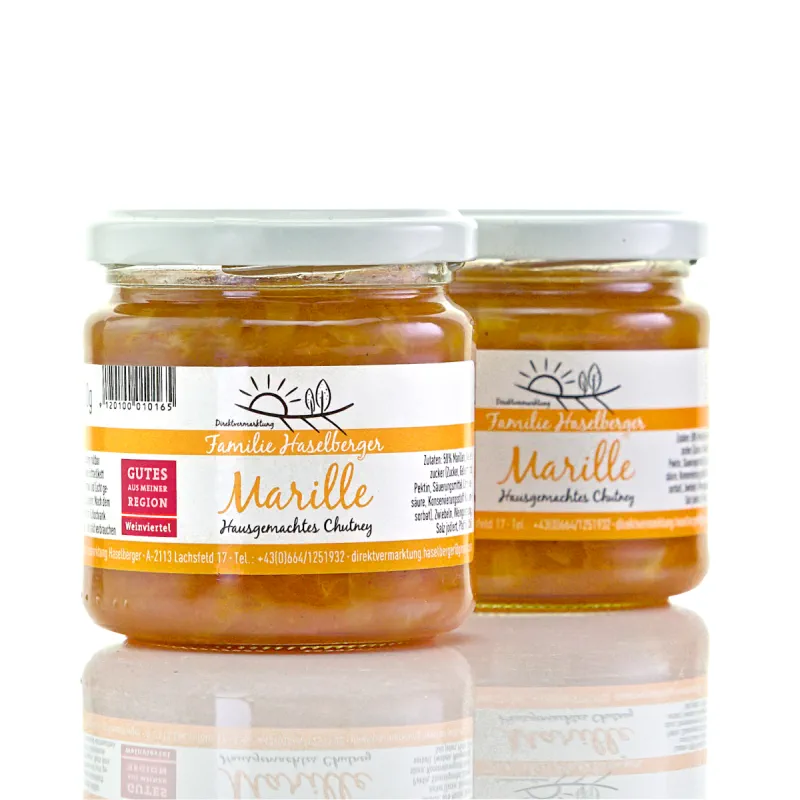 zwei Gläser Marillen Chutney
